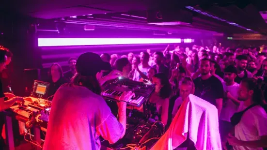 The Loft - Unten