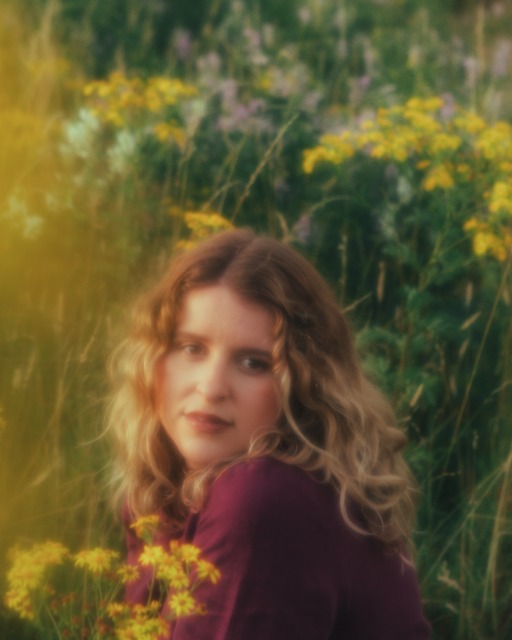 Hannah Grace live in Bath