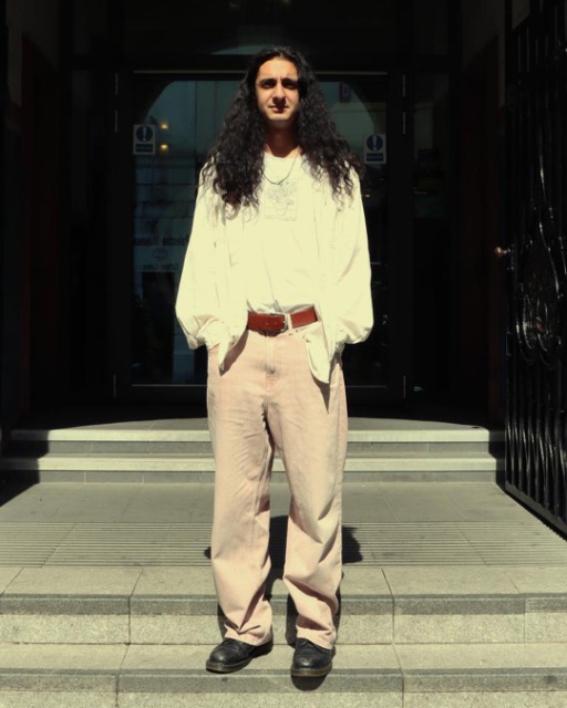 Darius Zaltash live in Bristol